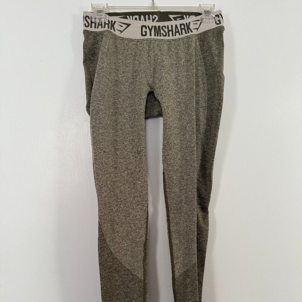 Green Gymshark 2 piece set